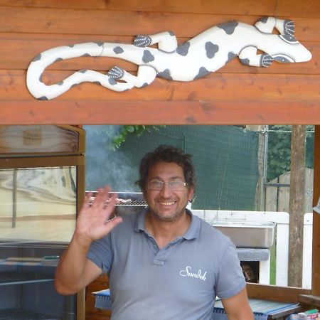 Fattoria Sequoia Bed & Breakfast Castagneto Po Luaran gambar